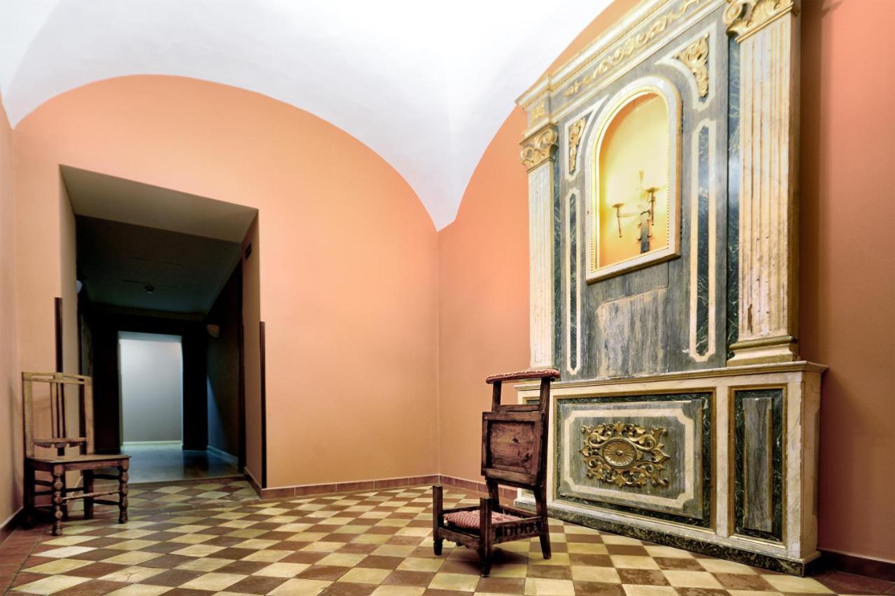 Sumaiya El Palacio โกเรีย ภายนอก รูปภาพ